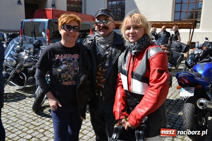 Zdjęcie w galerii na portalu naszraciborz.pl: Inauguracja sezonu motocyklowego w Raciborzu – festyn na Zamku Piastowskim wiadomości z regionu