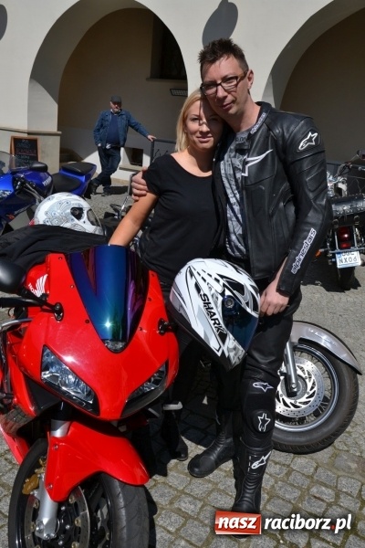 Zdjęcie w galerii na portalu naszraciborz.pl: Inauguracja sezonu motocyklowego w Raciborzu – festyn na Zamku Piastowskim wiadomości z regionu
