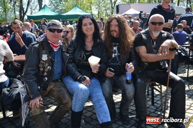 Zdjęcie w galerii na portalu naszraciborz.pl: Inauguracja sezonu motocyklowego w Raciborzu – festyn na Zamku Piastowskim wiadomości z regionu