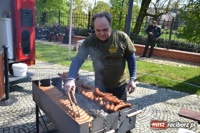Zdjęcie w galerii na portalu naszraciborz.pl: Inauguracja sezonu motocyklowego w Raciborzu – festyn na Zamku Piastowskim wiadomości z regionu