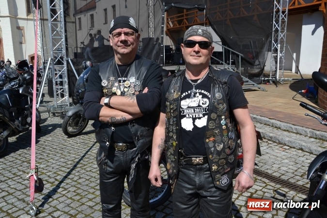 Zdjęcie w galerii na portalu naszraciborz.pl: Inauguracja sezonu motocyklowego w Raciborzu – festyn na Zamku Piastowskim wiadomości z regionu