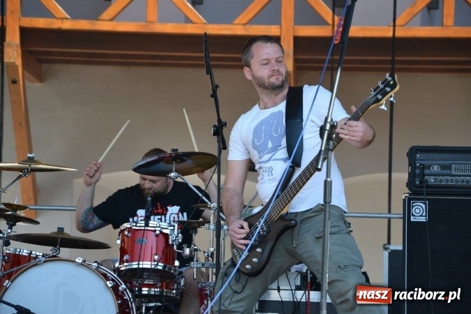 Zdjęcie w galerii na portalu naszraciborz.pl: Inauguracja sezonu motocyklowego w Raciborzu – festyn na Zamku Piastowskim wiadomości z regionu