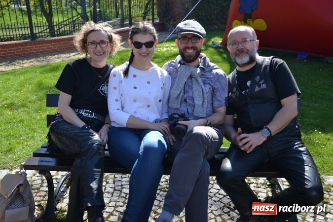 Zdjęcie w galerii na portalu naszraciborz.pl: Inauguracja sezonu motocyklowego w Raciborzu – festyn na Zamku Piastowskim wiadomości z regionu