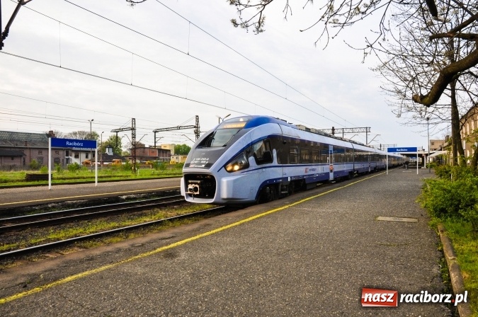 Zdjęcie w galerii na portalu naszraciborz.pl: ED 161 DART - nowa jakość zawitała do Raciborza. Na 170-lecie linii do Chałupek  wiadomości z regionu
