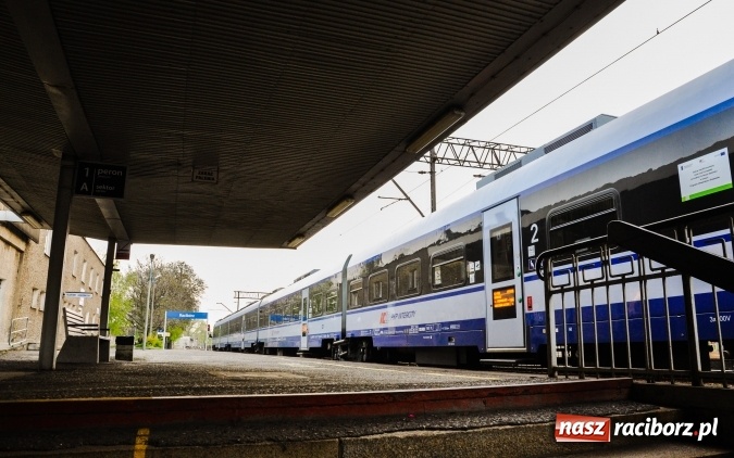 Zdjęcie w galerii na portalu naszraciborz.pl: ED 161 DART - nowa jakość zawitała do Raciborza. Na 170-lecie linii do Chałupek  wiadomości z regionu