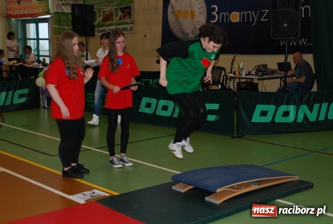 Zdjęcie w galerii na portalu naszraciborz.pl: XXIII Śląski Dzień Treningowy Programu Aktywności Motorycznej Olimpiad Specjalnych z udziałem raciborskiego Huraganu  wiadomości z regionu