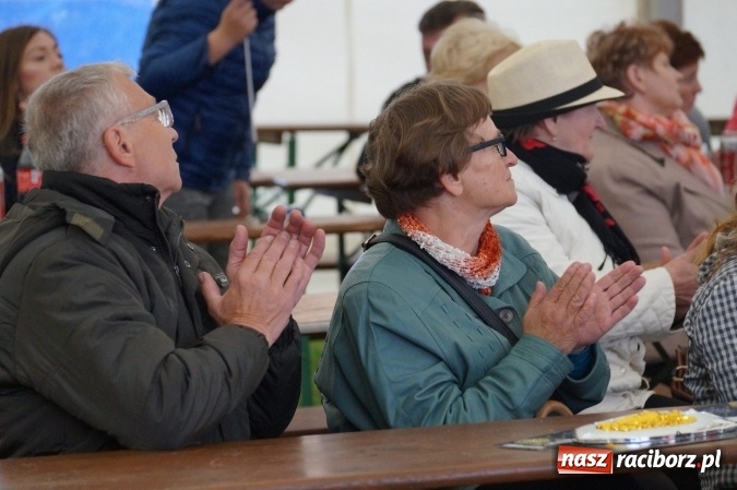 Zdjęcie w galerii na portalu naszraciborz.pl: Gmina talentów! W Nędzy rozpoczął się drugi dzień majówki wiadomości z regionu