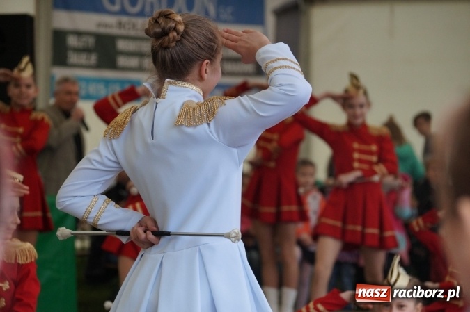 Zdjęcie w galerii na portalu naszraciborz.pl: Gmina talentów! W Nędzy rozpoczął się drugi dzień majówki wiadomości z regionu