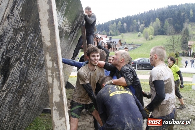 Zdjęcie w galerii na portalu naszraciborz.pl: V miejsce drużyny SMS-u w Runmageddonie wiadomości z regionu