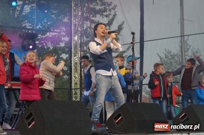 Zdjęcie w galerii na portalu naszraciborz.pl: Tłumy na disco polo w Nędzy! wiadomości z regionu