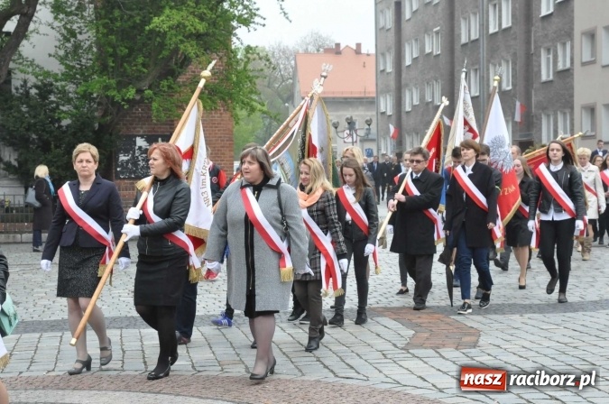 Zdjęcie w galerii na portalu naszraciborz.pl: Święto Narodowe Trzeciego Maja w Raciborzu. Uroczysta parada z udziałem ułanów wiadomości z regionu