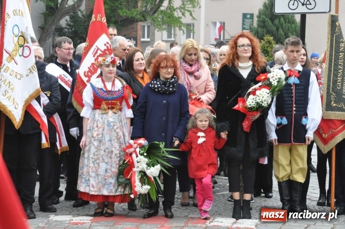 Zdjęcie w galerii na portalu naszraciborz.pl: Święto Narodowe Trzeciego Maja w Raciborzu. Uroczysta parada z udziałem ułanów wiadomości z regionu