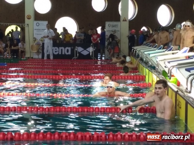 Zdjęcie w galerii na portalu naszraciborz.pl: Pływanie. Dobry start raciborskiego SMS-u w Opolu  wiadomości z regionu