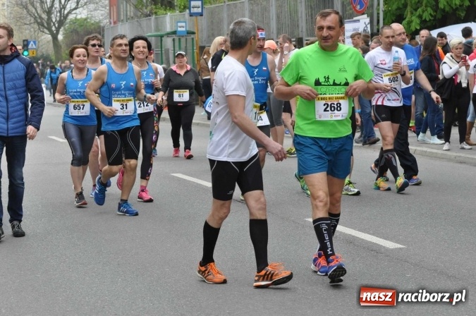 Zdjęcie w galerii na portalu naszraciborz.pl: Rekordowy X Bieg bez granic w Raciborzu. Wygrał Ukrainiec Sergii Rybak wiadomości z regionu