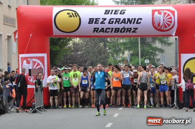 Zdjęcie w galerii na portalu naszraciborz.pl: Rekordowy X Bieg bez granic w Raciborzu. Wygrał Ukrainiec Sergii Rybak wiadomości z regionu