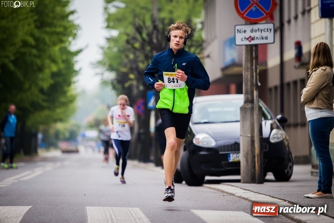 Zdjęcie w galerii na portalu naszraciborz.pl: 4BIEGI Racibórz ściągają coraz więcej sportowców  wiadomości z regionu
