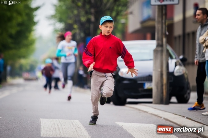 Zdjęcie w galerii na portalu naszraciborz.pl: 4BIEGI Racibórz ściągają coraz więcej sportowców  wiadomości z regionu