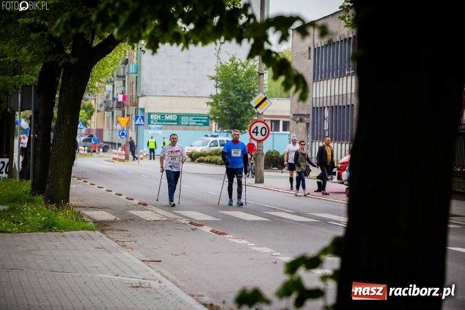 Zdjęcie w galerii na portalu naszraciborz.pl: 4BIEGI Racibórz ściągają coraz więcej sportowców  wiadomości z regionu