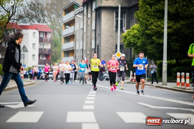 Zdjęcie w galerii na portalu naszraciborz.pl: 4BIEGI Racibórz ściągają coraz więcej sportowców  wiadomości z regionu