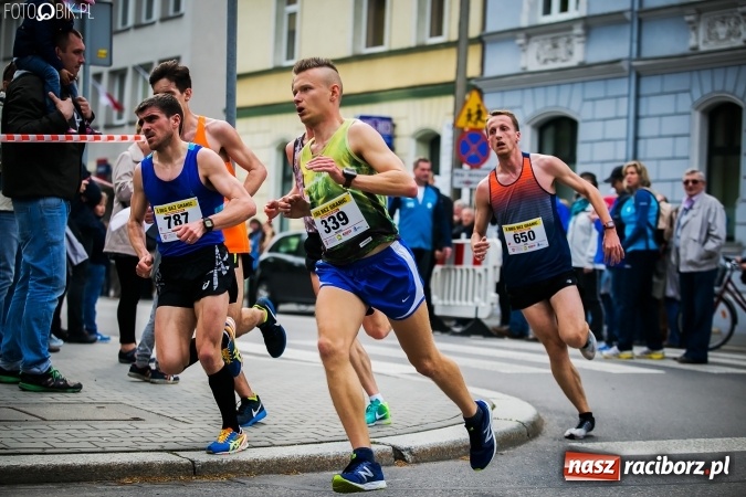 Zdjęcie w galerii na portalu naszraciborz.pl: 4BIEGI Racibórz ściągają coraz więcej sportowców  wiadomości z regionu