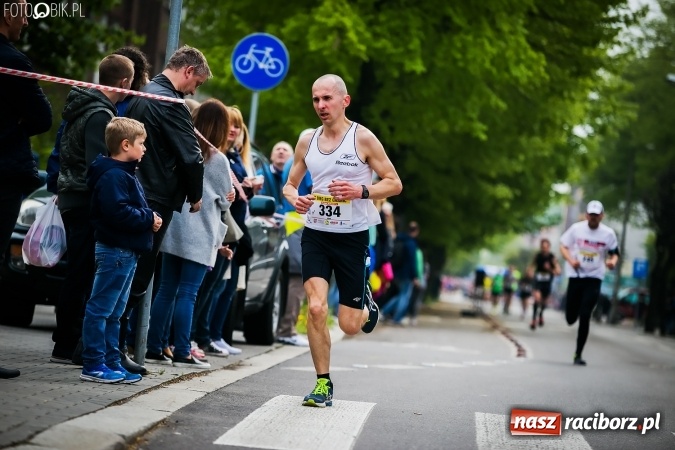 Zdjęcie w galerii na portalu naszraciborz.pl: 4BIEGI Racibórz ściągają coraz więcej sportowców  wiadomości z regionu