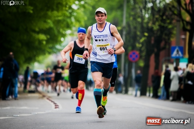 Zdjęcie w galerii na portalu naszraciborz.pl: 4BIEGI Racibórz ściągają coraz więcej sportowców  wiadomości z regionu