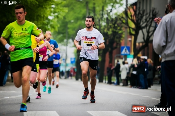 Zdjęcie w galerii na portalu naszraciborz.pl: 4BIEGI Racibórz ściągają coraz więcej sportowców  wiadomości z regionu