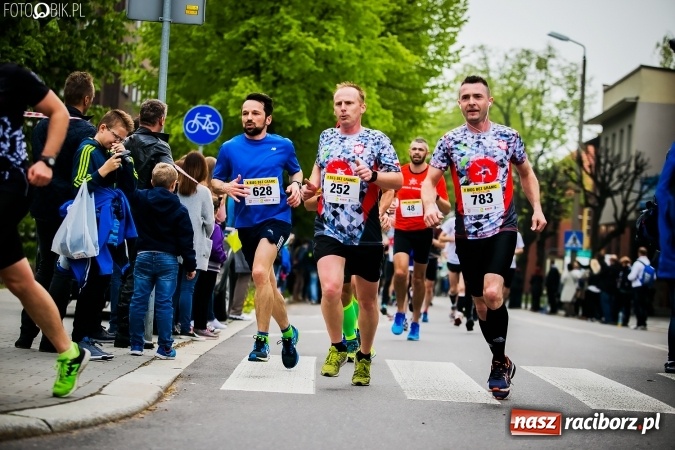 Zdjęcie w galerii na portalu naszraciborz.pl: 4BIEGI Racibórz ściągają coraz więcej sportowców  wiadomości z regionu