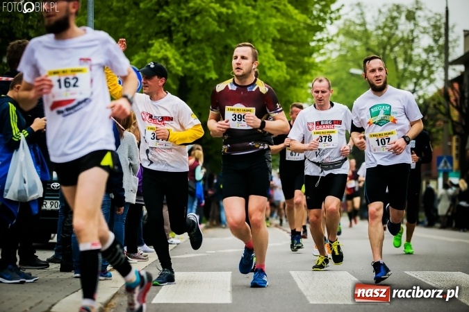 Zdjęcie w galerii na portalu naszraciborz.pl: 4BIEGI Racibórz ściągają coraz więcej sportowców  wiadomości z regionu