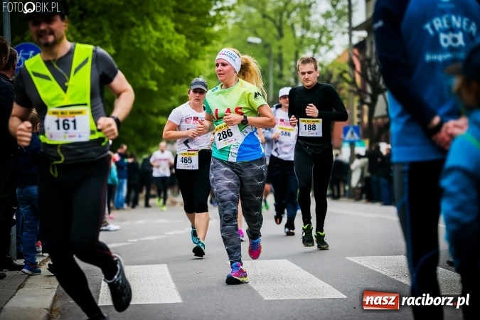 Zdjęcie w galerii na portalu naszraciborz.pl: 4BIEGI Racibórz ściągają coraz więcej sportowców  wiadomości z regionu