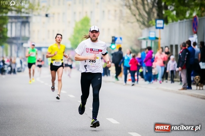 Zdjęcie w galerii na portalu naszraciborz.pl: 4BIEGI Racibórz ściągają coraz więcej sportowców  wiadomości z regionu