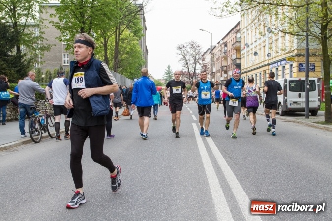 Zdjęcie w galerii na portalu naszraciborz.pl: 4BIEGI Racibórz ściągają coraz więcej sportowców  wiadomości z regionu