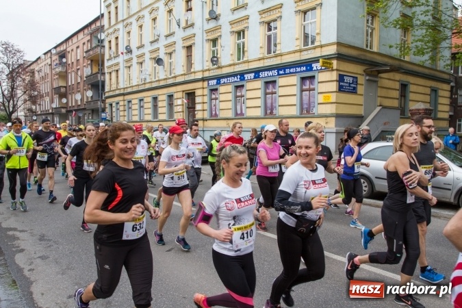 Zdjęcie w galerii na portalu naszraciborz.pl: 4BIEGI Racibórz ściągają coraz więcej sportowców  wiadomości z regionu