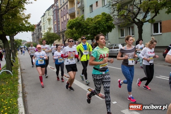 Zdjęcie w galerii na portalu naszraciborz.pl: 4BIEGI Racibórz ściągają coraz więcej sportowców  wiadomości z regionu