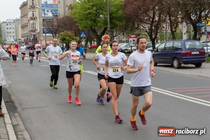 Zdjęcie w galerii na portalu naszraciborz.pl: 4BIEGI Racibórz ściągają coraz więcej sportowców  wiadomości z regionu