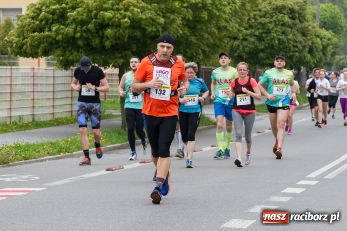 Zdjęcie w galerii na portalu naszraciborz.pl: 4BIEGI Racibórz ściągają coraz więcej sportowców  wiadomości z regionu