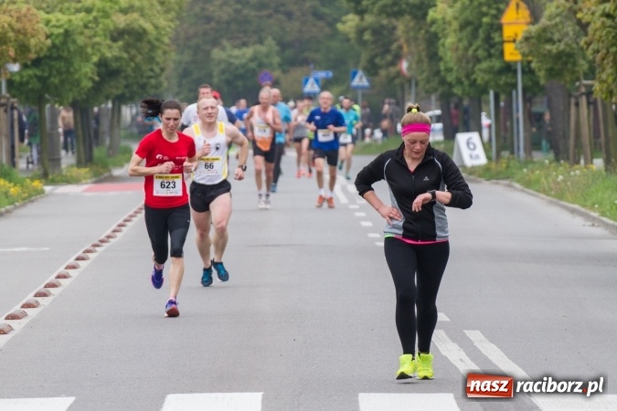 Zdjęcie w galerii na portalu naszraciborz.pl: 4BIEGI Racibórz ściągają coraz więcej sportowców  wiadomości z regionu