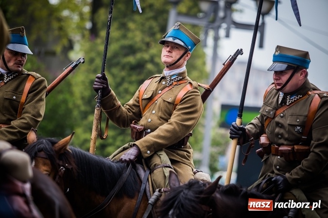 Zdjęcie w galerii na portalu naszraciborz.pl: Witaj maj, piękny maj, U Polaków błogi raj... wiadomości z regionu