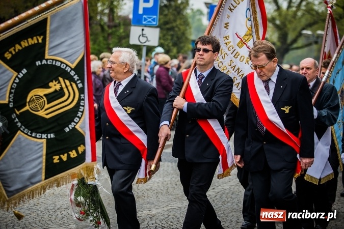 Zdjęcie w galerii na portalu naszraciborz.pl: Witaj maj, piękny maj, U Polaków błogi raj... wiadomości z regionu