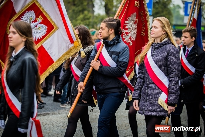 Zdjęcie w galerii na portalu naszraciborz.pl: Witaj maj, piękny maj, U Polaków błogi raj... wiadomości z regionu