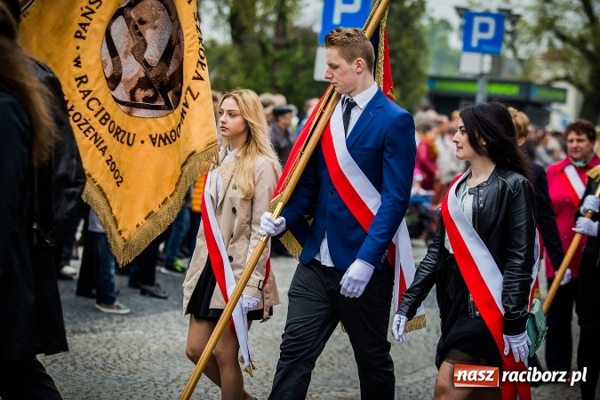Zdjęcie w galerii na portalu naszraciborz.pl: Witaj maj, piękny maj, U Polaków błogi raj... wiadomości z regionu