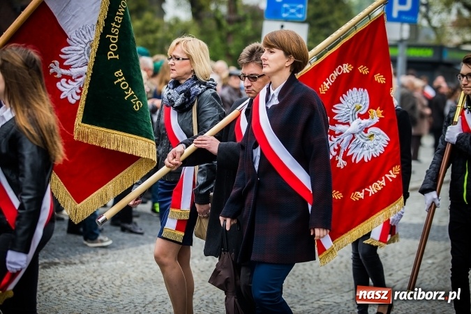 Zdjęcie w galerii na portalu naszraciborz.pl: Witaj maj, piękny maj, U Polaków błogi raj... wiadomości z regionu