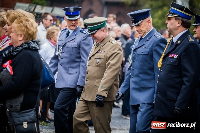 Zdjęcie w galerii na portalu naszraciborz.pl: Witaj maj, piękny maj, U Polaków błogi raj... wiadomości z regionu