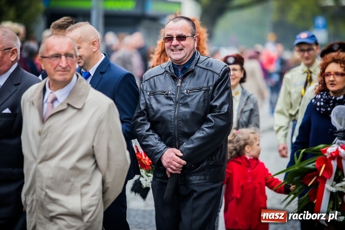 Zdjęcie w galerii na portalu naszraciborz.pl: Witaj maj, piękny maj, U Polaków błogi raj... wiadomości z regionu