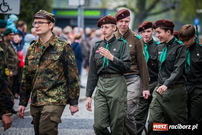 Zdjęcie w galerii na portalu naszraciborz.pl: Witaj maj, piękny maj, U Polaków błogi raj... wiadomości z regionu