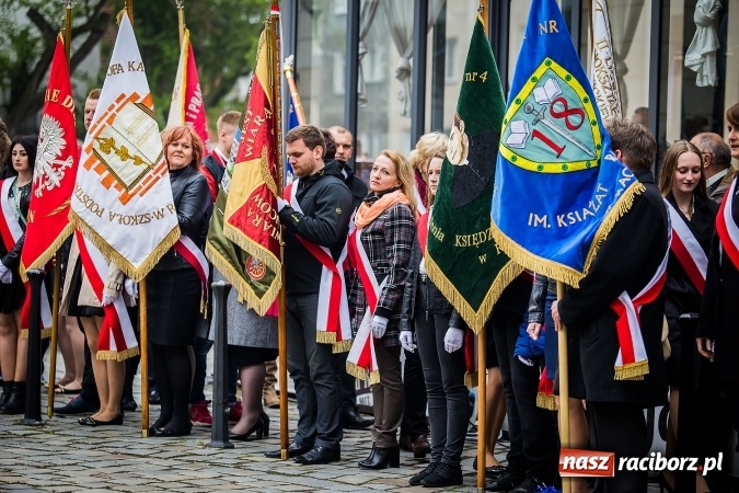 Zdjęcie w galerii na portalu naszraciborz.pl: Witaj maj, piękny maj, U Polaków błogi raj... wiadomości z regionu
