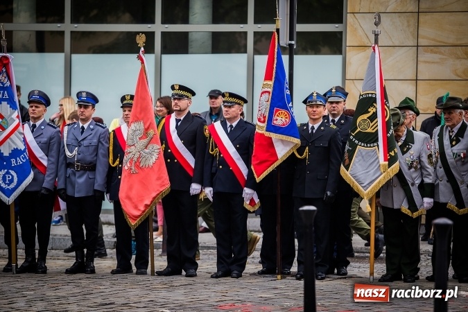 Zdjęcie w galerii na portalu naszraciborz.pl: Witaj maj, piękny maj, U Polaków błogi raj... wiadomości z regionu