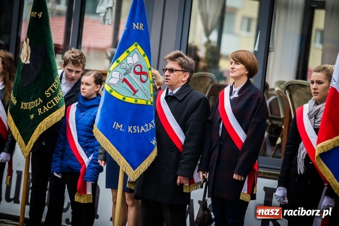 Zdjęcie w galerii na portalu naszraciborz.pl: Witaj maj, piękny maj, U Polaków błogi raj... wiadomości z regionu