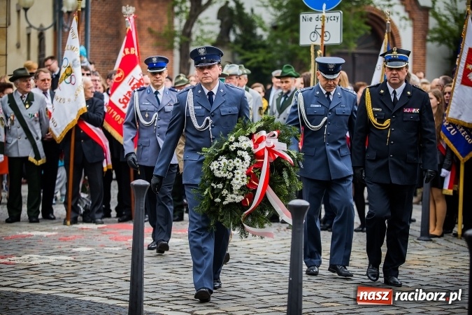 Zdjęcie w galerii na portalu naszraciborz.pl: Witaj maj, piękny maj, U Polaków błogi raj... wiadomości z regionu