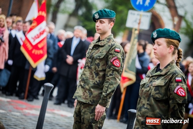 Zdjęcie w galerii na portalu naszraciborz.pl: Witaj maj, piękny maj, U Polaków błogi raj... wiadomości z regionu